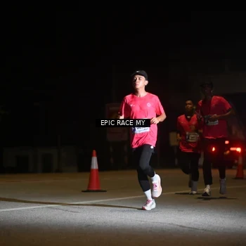 Runner Photo 8402286