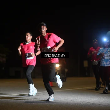 Runner Photo 8402293