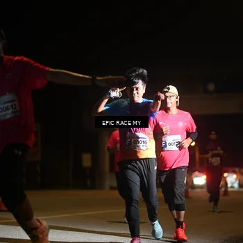 Runner Photo 8402301