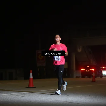 Runner Photo 8402321