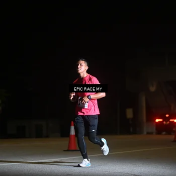 Runner Photo 8402324