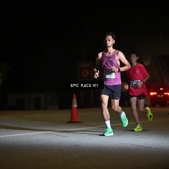 Runner Photo 8402325