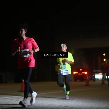 Runner Photo 8402354