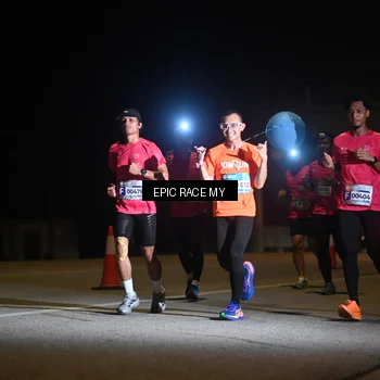 Runner Photo 8402360