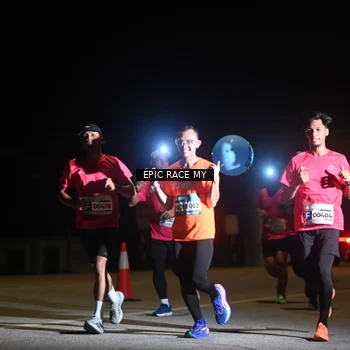 Runner Photo 8402362