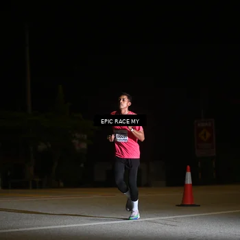 Runner Photo 8402374