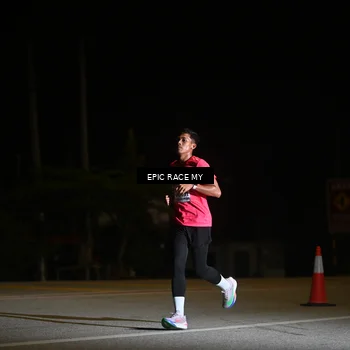 Runner Photo 8402375