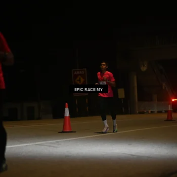 Runner Photo 8402377