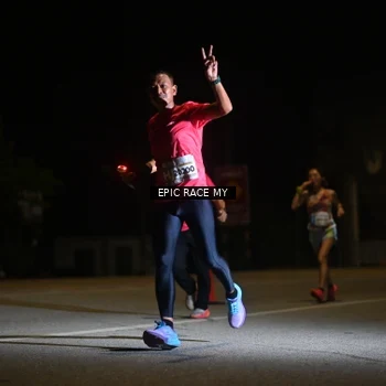 Runner Photo 8402381