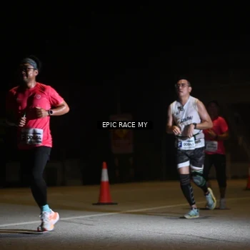 Runner Photo 8402400