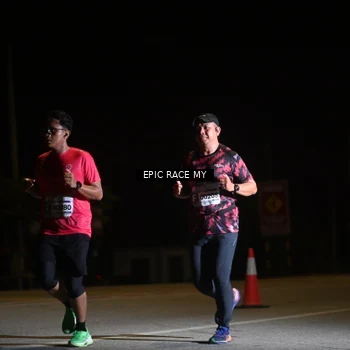 Runner Photo 8402414