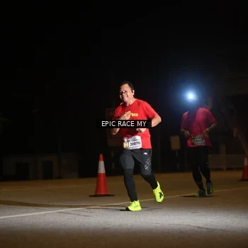 Runner Photo 8402418