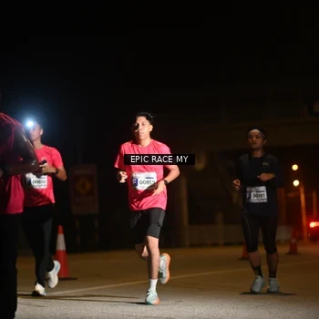 Runner Photo 8402432
