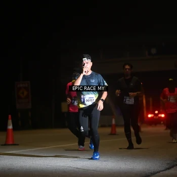 Runner Photo 8402440