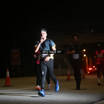 Runner Photo 8402443
