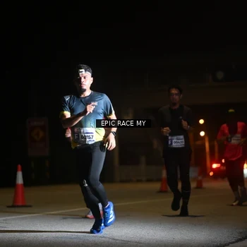 Runner Photo 8402444
