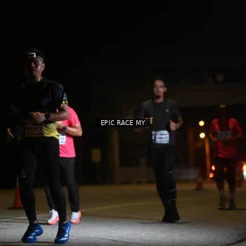 Runner Photo 8402446