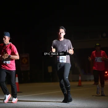 Runner Photo 8402449