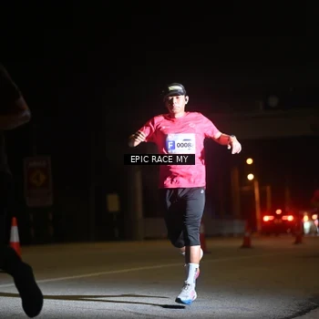 Runner Photo 8402454
