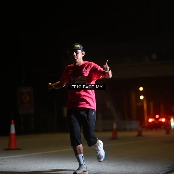 Runner Photo 8402456