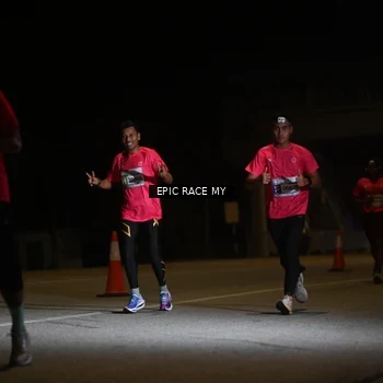 Runner Photo 8402471