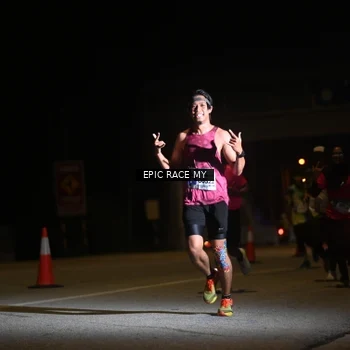 Runner Photo 8402476