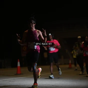 Runner Photo 8402479