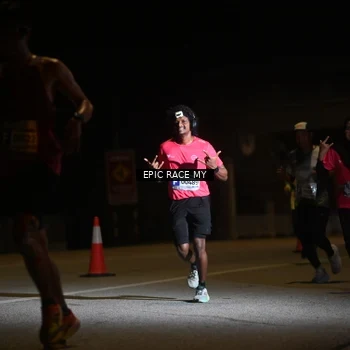 Runner Photo 8402480