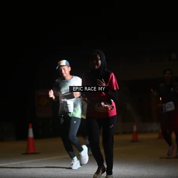 Runner Photo 8402486