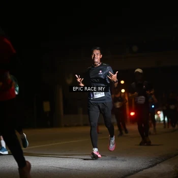 Runner Photo 8402487
