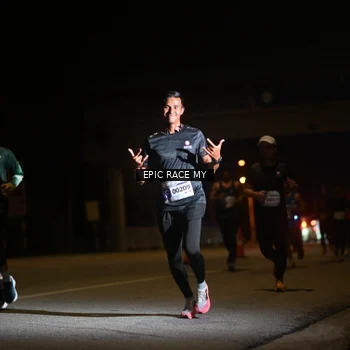 Runner Photo 8402488