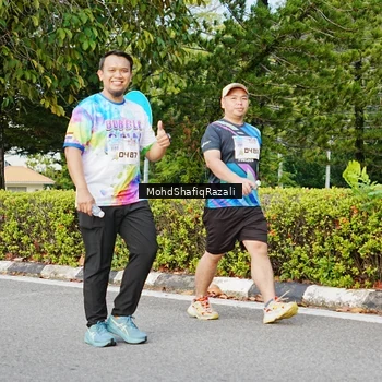 Runner Photo 8402499