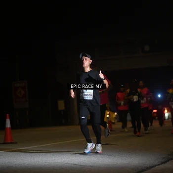 Runner Photo 8402508