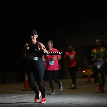 Runner Photo 8402518