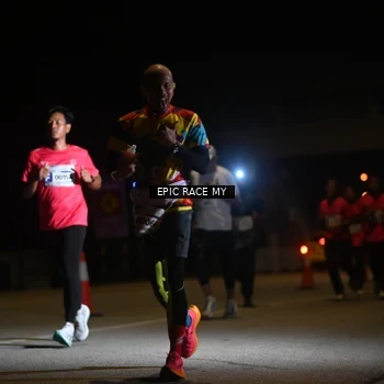 Runner Photo 8402530