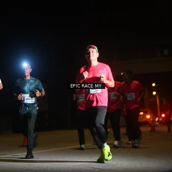 Runner Photo 8402535