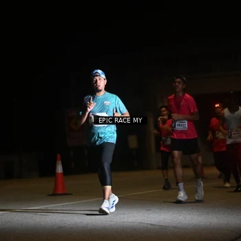 Runner Photo 8402550