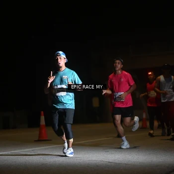 Runner Photo 8402551