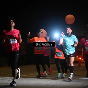 Runner Photo 8402567