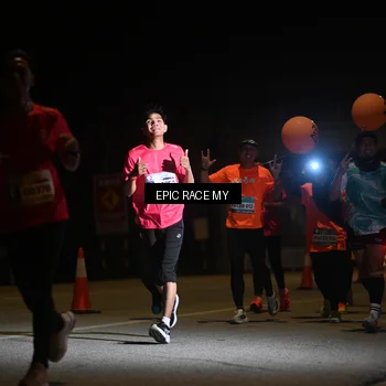 Runner Photo 8402571