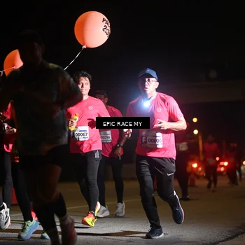 Runner Photo 8402576