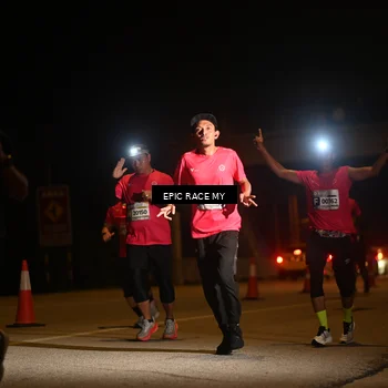 Runner Photo 8402601