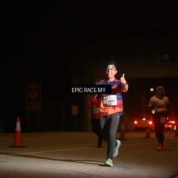 Runner Photo 8402648