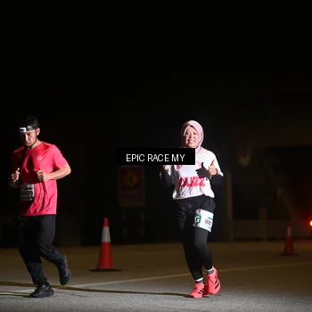 Runner Photo 8402651