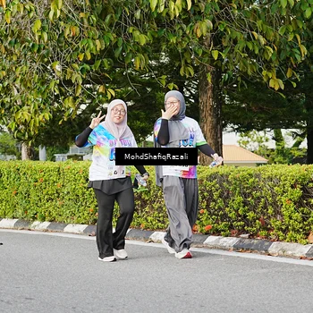 Runner Photo 8402657