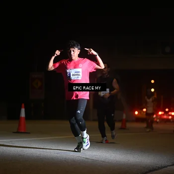 Runner Photo 8402659