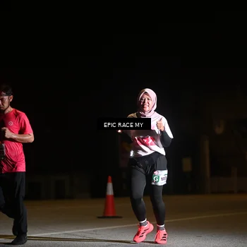 Runner Photo 8402670