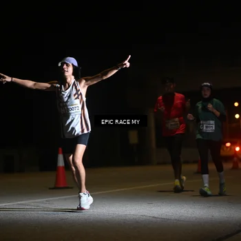 Runner Photo 8402674