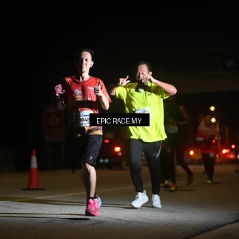 Runner Photo 8402717