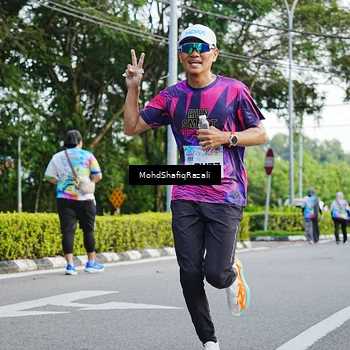 Runner Photo 8402722